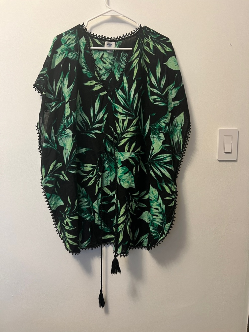 Old Navy Black Kaftan Coverup with Green Leaf Print